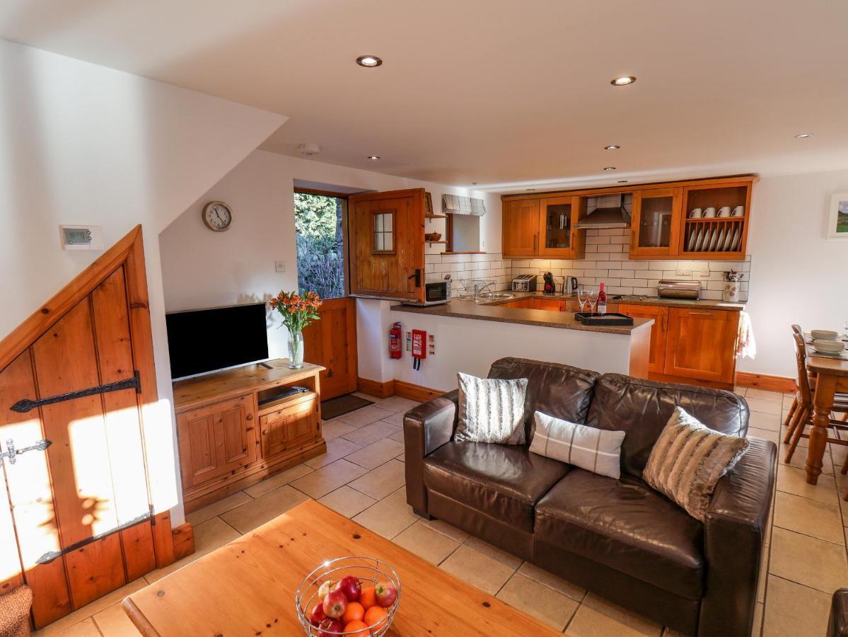 Hayloft Cottage Staintondale 外观 照片