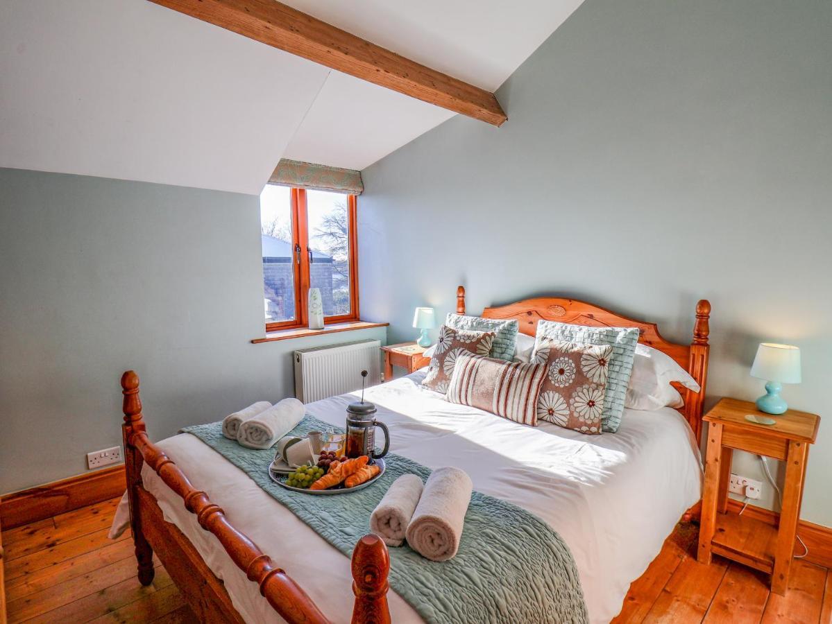 Hayloft Cottage Staintondale 外观 照片